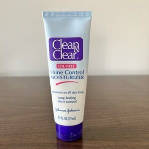 Clean & Clear Shine Control Moisturizer Oil-Free 2.5 oz Discontinued